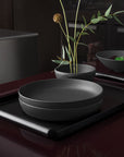Iconic Bowl Flat Black 24 cm