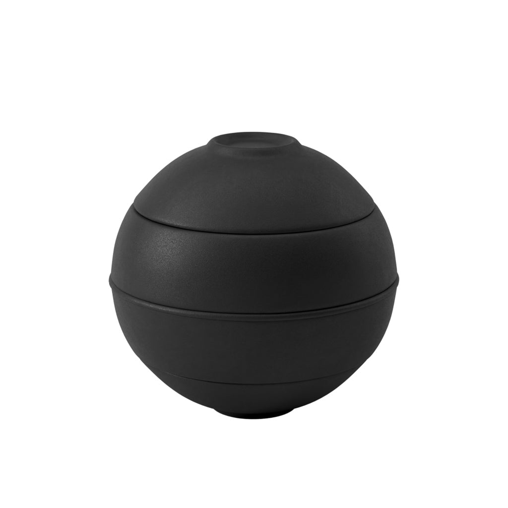 Iconic La Petite Boule