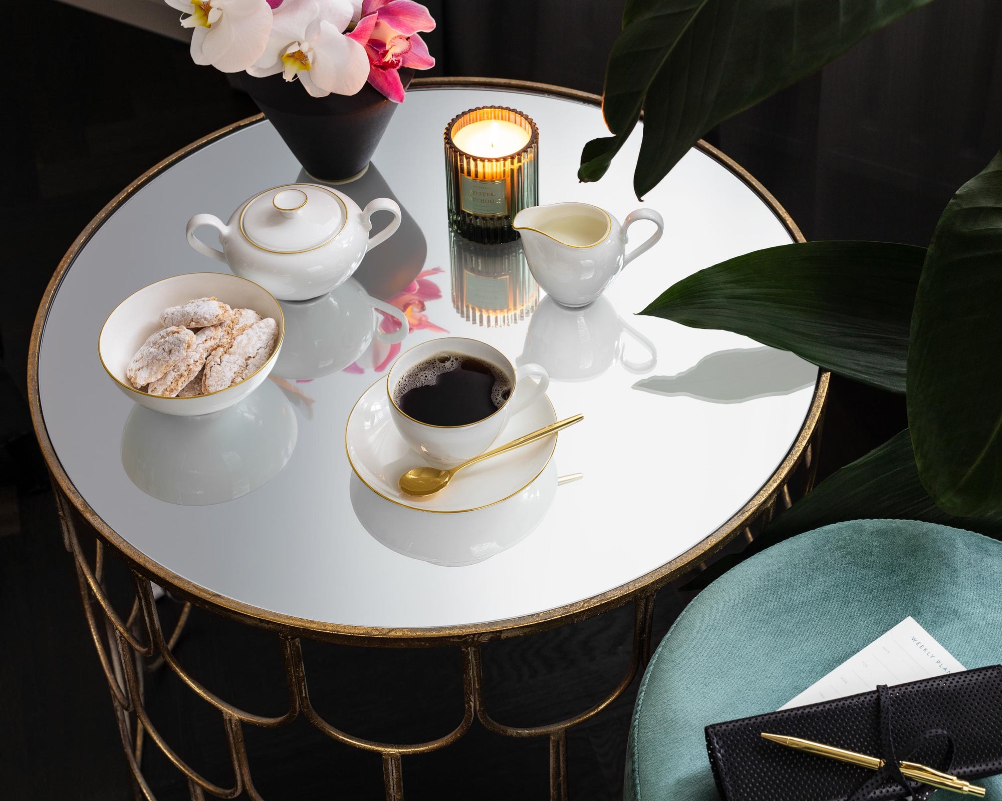 Anmut Gold Tea Set- 15 Pcs for 6 Persons